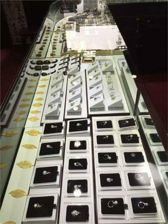 飾品展示架