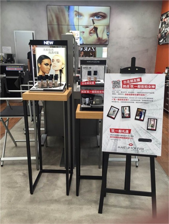 鐵藝展架廠家
