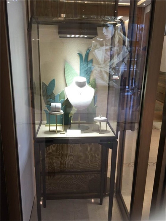 飾品展示架